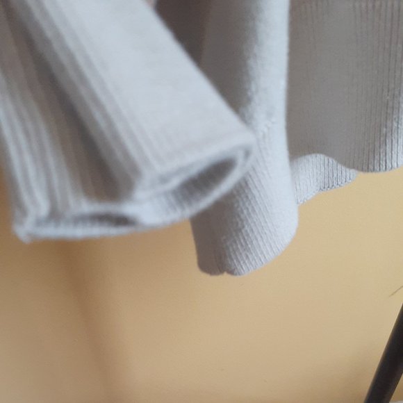 Men's XL Beige U.S. Polo Assn V Neck Long Sleeve Sweater - Picture 11 of 11